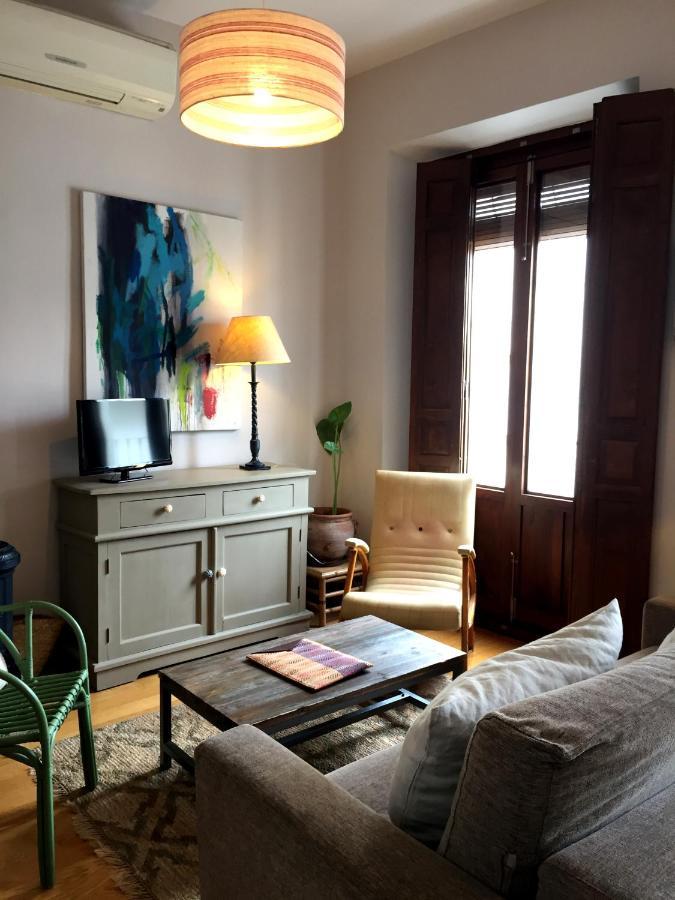 19Th Century Sevillian Apartment Sevilla Eksteriør billede