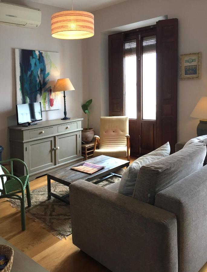 19Th Century Sevillian Apartment Sevilla Eksteriør billede
