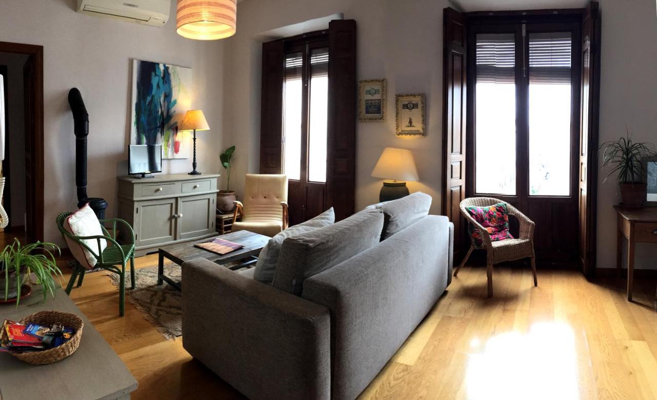 19Th Century Sevillian Apartment Sevilla Eksteriør billede