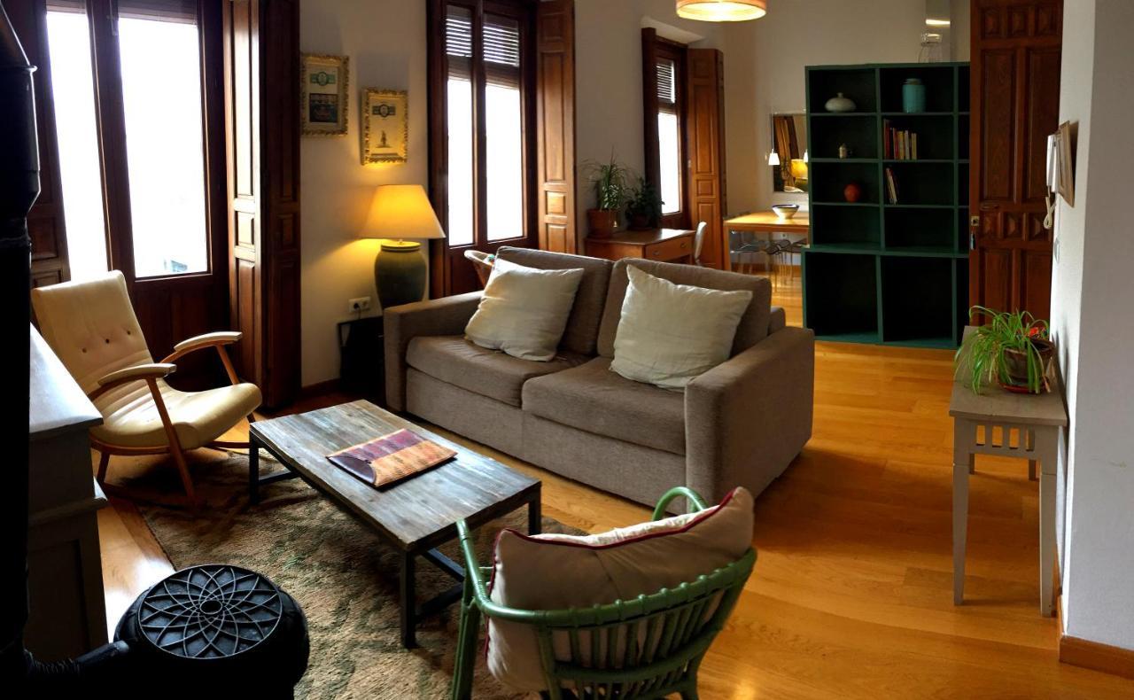 19Th Century Sevillian Apartment Sevilla Eksteriør billede